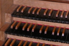 Claviers-côté-ut-1